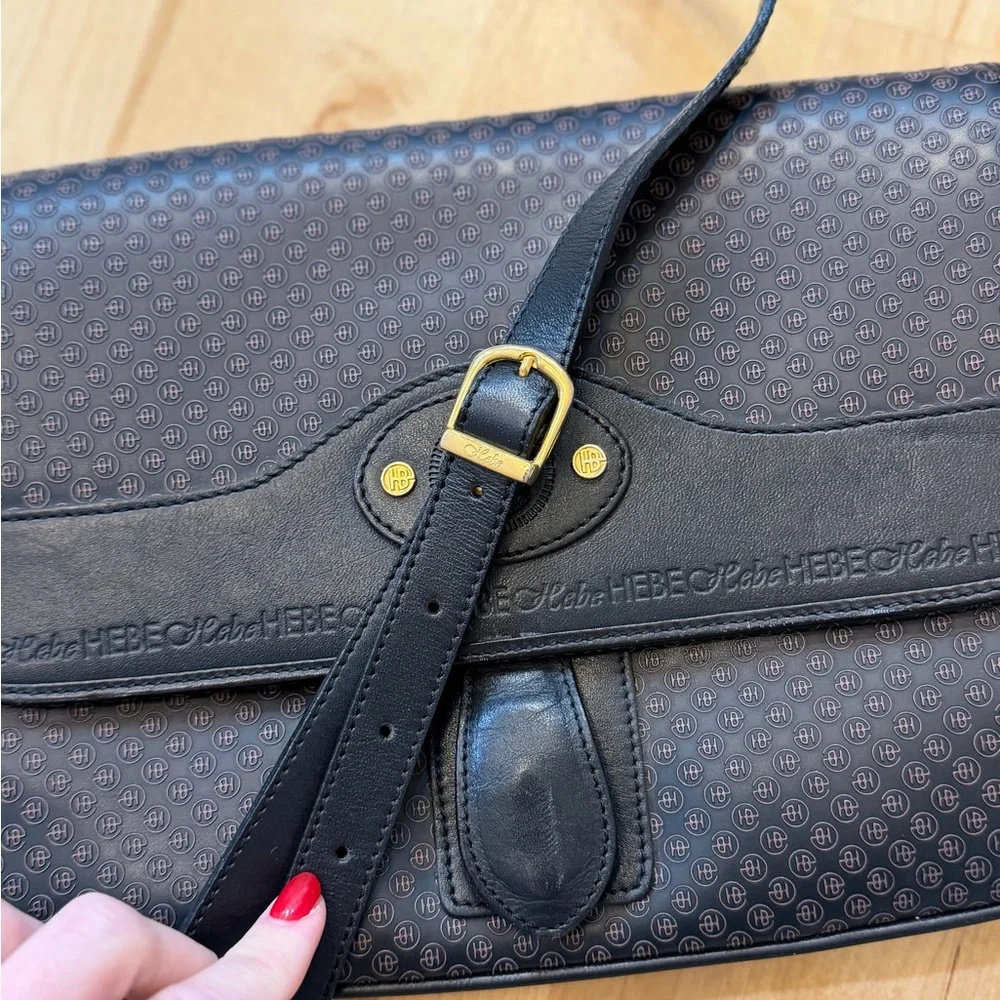 Hebe Vintage Signature Crossbody Bag
